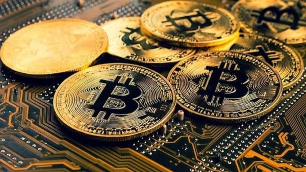 İlk 6 ayın yıldızı Bitcoin oldu
