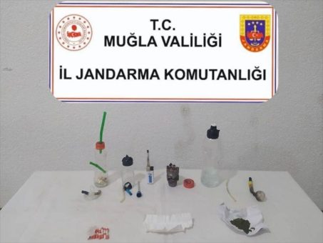 Uyuşturucu operasyonunda 10 şüpheli yakalandı