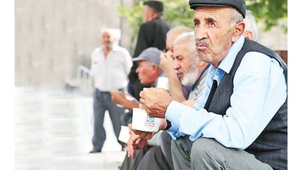 Emekli ‘Fakru Zaruret’ içinde yaşıyor