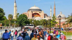İstanbul’u altı ayda 8 milyon turist ziyaret etti