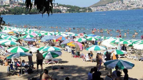 Sinop plajları Akdeniz ve Ege’yi aratmıyor