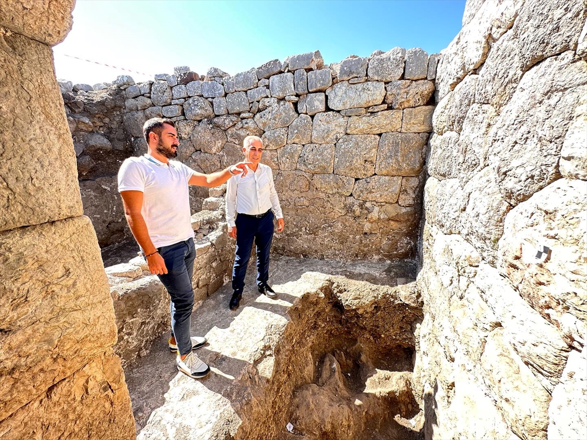 Kalinda Antik Kenti'nde Tarihi Kazılar Devam Ediyor