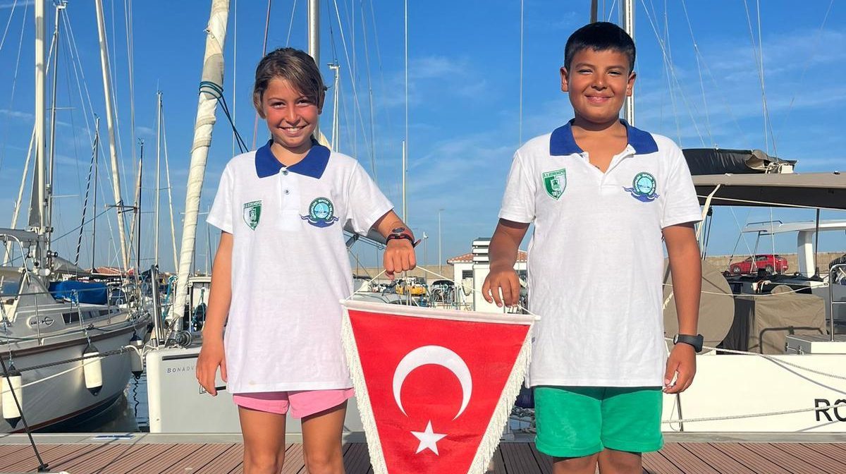 Türk Sporcularından Cambrils Golden Coast Regatta'da İki Madalya Zaferi