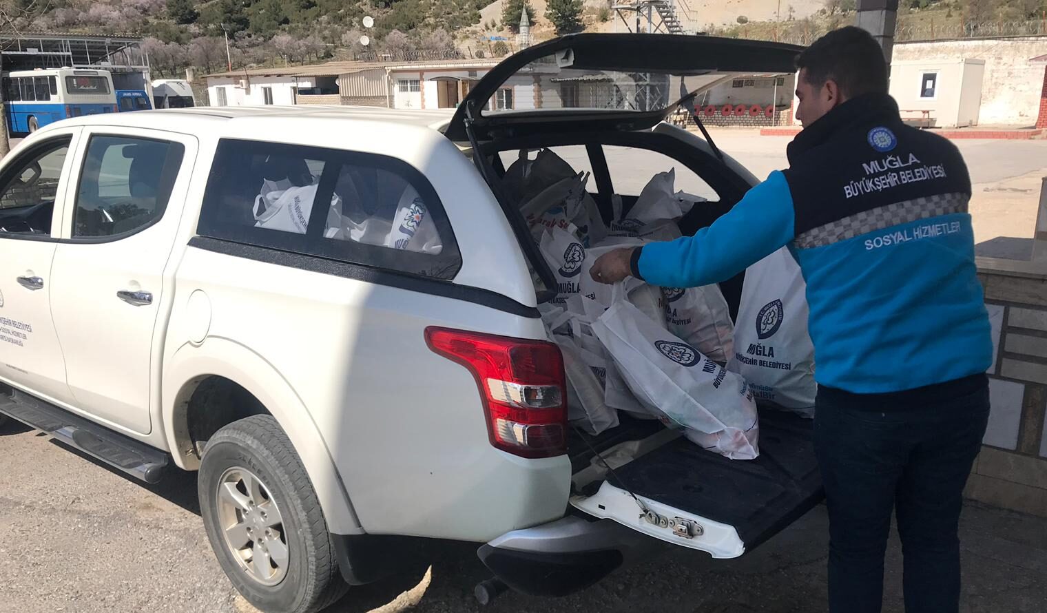 Muğla Büyükşehir Belediyesi, Mor Yaşam Projesi ile Cezaevlerindeki Kadınlara Destek Oluyor