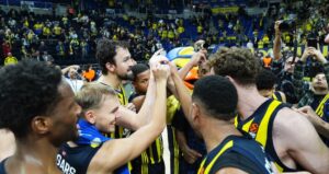 Avrupa’nın zirvesinde artık Fenerbahçe var!