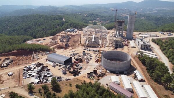 Deştin Çimento Fabrikası Tartışmasına Bakış