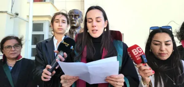 Bodrum’da kadın avukatlardan “Kadına Şiddeti Durdurun”