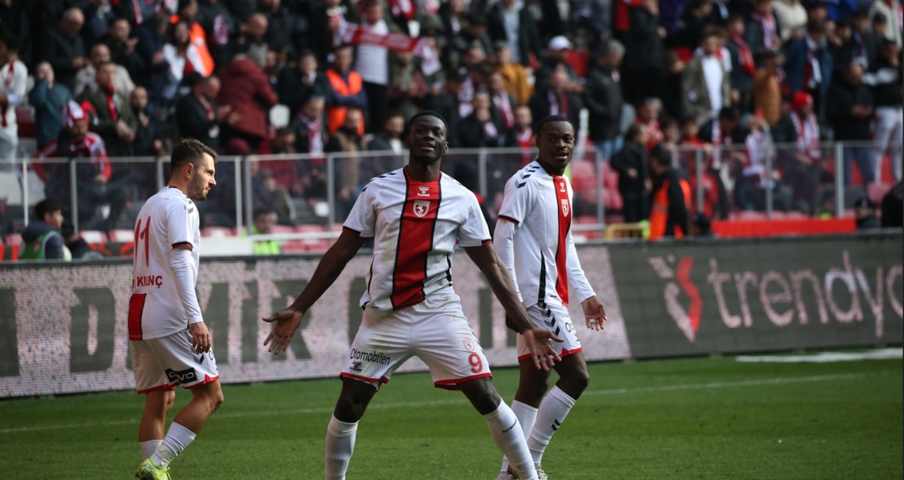 Samsunspor’dan amansız takip! Tam 4 gol