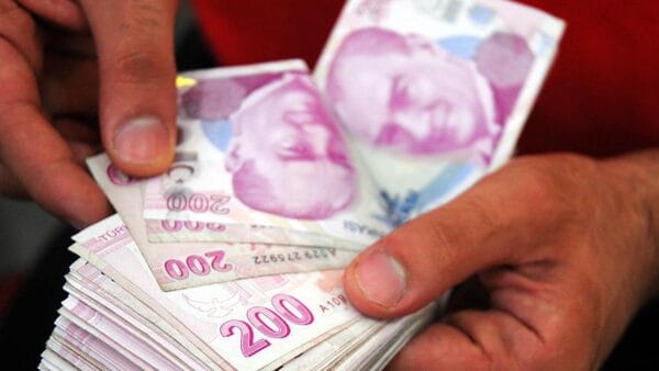 2025 yılı asgari ücreti 22 bin 104 lira olarak açıklandı