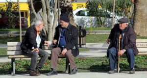 50 yaş üstü herkes bugünden itibaren başlasın: Bu alışkanlık hafızayı güçlendiriyor!