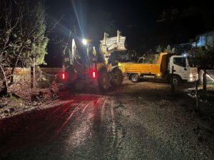 Bodrum’da Yağış Alarmı: Belediye Ekiplerinden Hızlı Müdahale