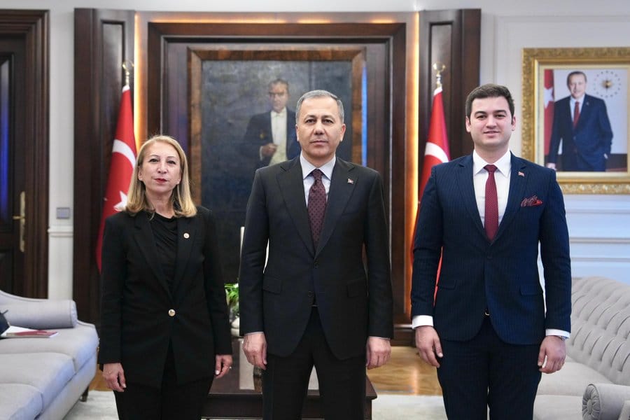 Tamer Mandalinci, İçişleri Bakanı Ali Yerlikaya’yı makamında ziyaret etti.