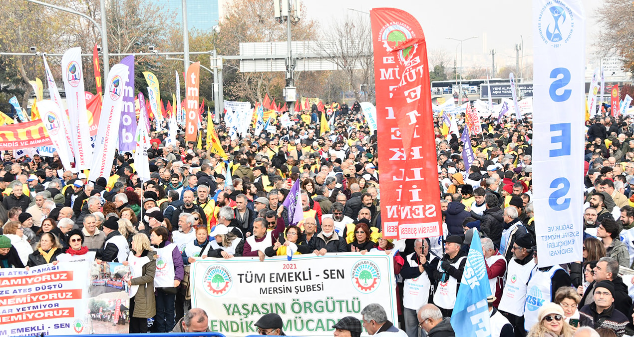 Ankara’da onbinler iktidara seslendi: Emekçinin, emeklinin hakkını verin