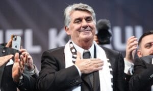 Beşiktaş’ın yeni başkanı Serdal Adalı’dan ilk açıklama: ‘Beşiktaş sağlam ellerde’