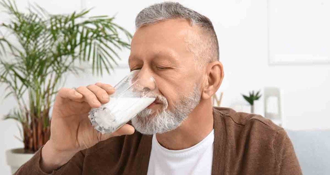 Bu 3 şeyi süte karıştırmayın, aksi takdirde mideniz acı çeker