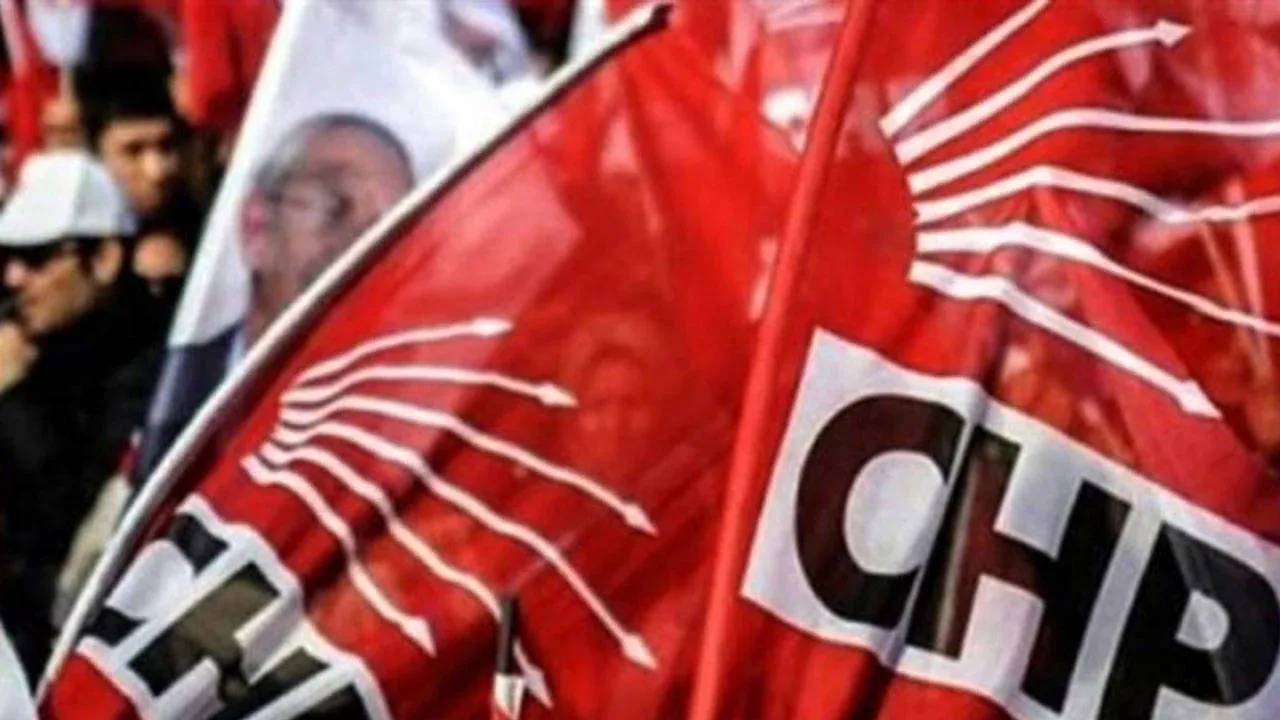 CHP’de Sular Durulmuyor: Kurultay Talepleri ve Yeni Bölünme Senaryoları