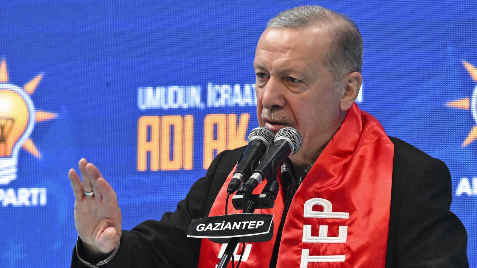 Cumhurbaşkanı Erdoğan’dan burs açıklaması: Burs ve kredi tutarında yüzde 50 oranında artışa gittik