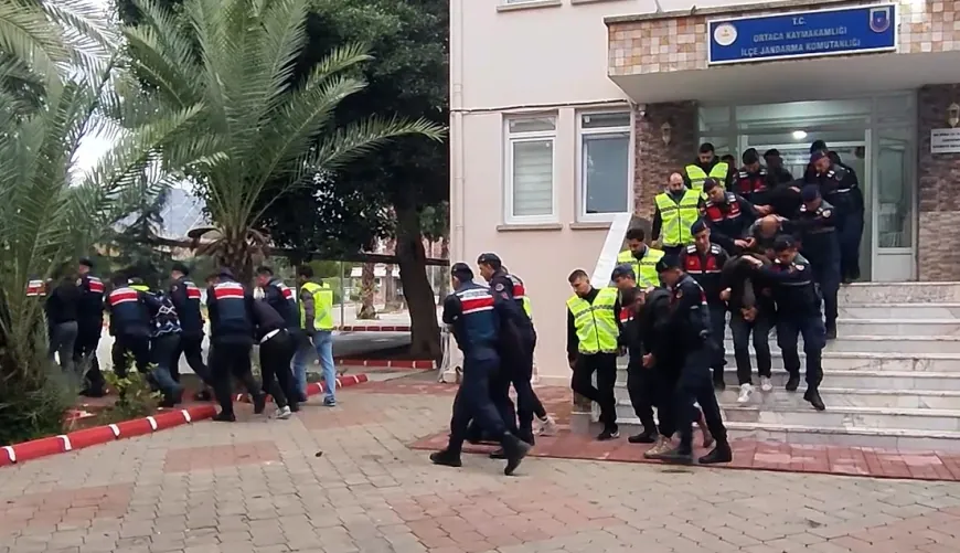 Muğla İl Jandarma’dan Çevrim İçi Dolandırıcılığa Büyük Darbe: 10 Kişi Tutuklandı