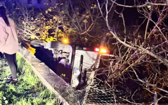 Bitez’de Tek Taraflı Trafik Kazası: 3 Yaralı