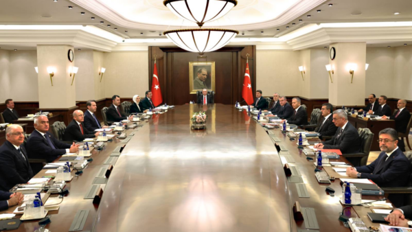 Kabine toplanıyor: Ana gündem maddesi Suriye, yol haritası çizilecek