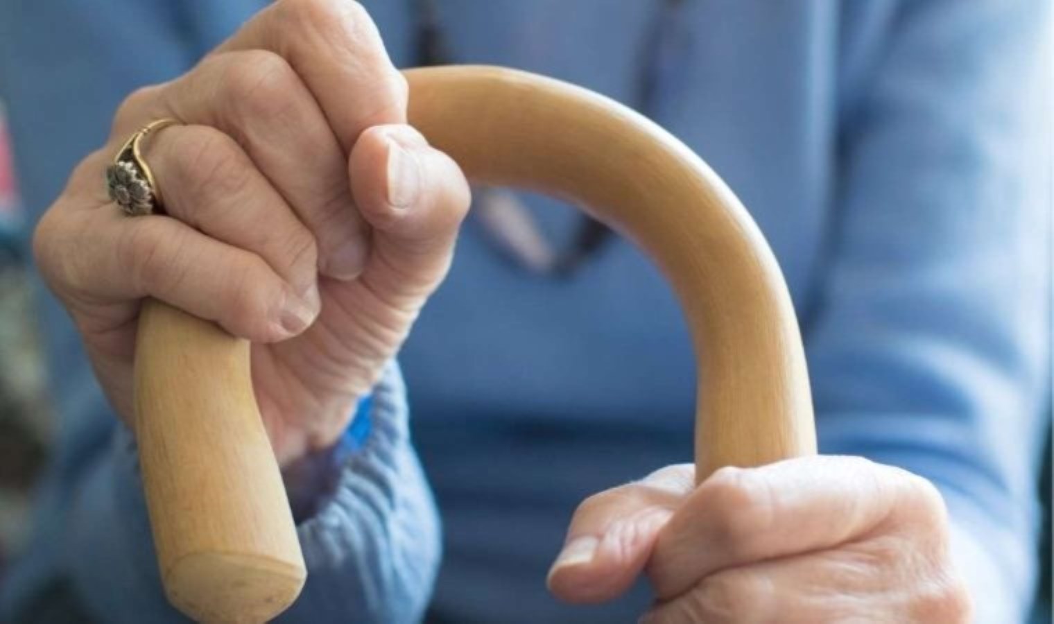 Nöroloji uzmanından uyarı: ‘Hareket bozuklukları yaşamı katlanılmaz kılabilir’