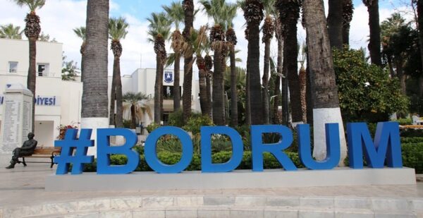 Bodrum Belediyesi’nden Yeniköy Mahallesi’nde Antik Sur ve Antik Tiyatro Alanlarına İlişkin Açıklama