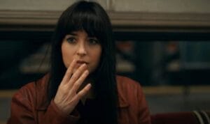 ‘Verity’ filminin kadrosu belli oldu: Anne Hathaway ve Dakota Johnson başrolde…