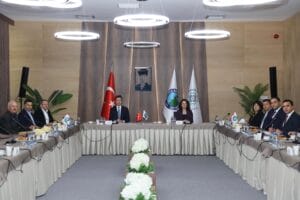 Başkan Aras: “Yerel Yönetimlerin Güçlendirilmesi Demokrasi ve Kalkınma İçin Şart”