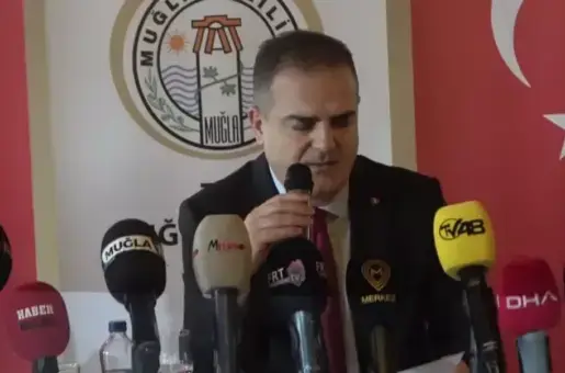 Muğla Valisi Akbıyık, Gazetecilerle Bir Araya Gelerek 2024 Turizm Başarılarını Duyurdu
