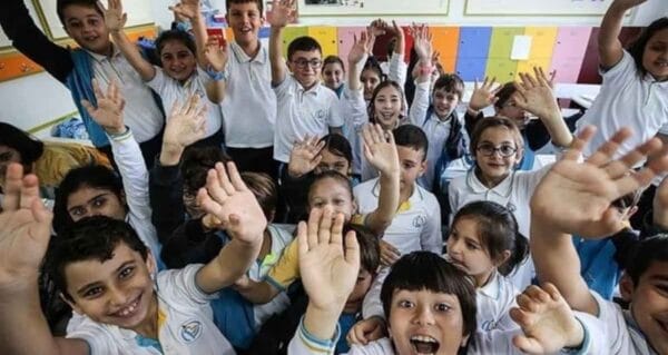 Okulların tatile girmesi üst solunum enfeksiyonu vakalarını azaltacak