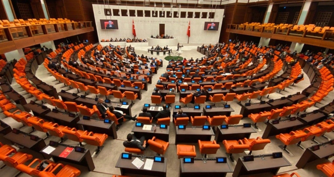 Parlamenter sisteme dönüş