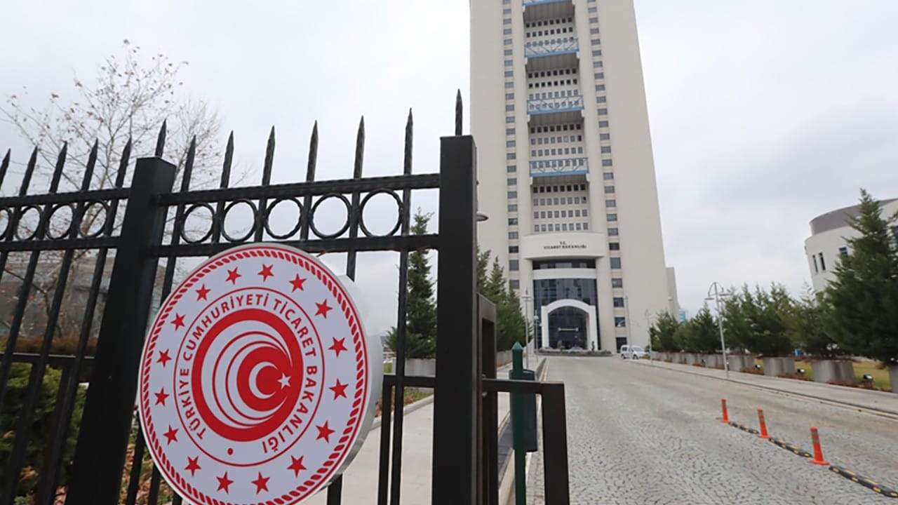 Ticaret Bakanlığı açıkladı: İnternetten yapılan alışverişlerde cayma hakkı kaldırıldı mı?