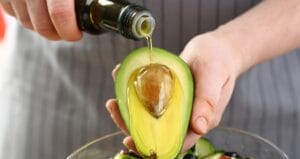 Uzmanından sağlıklı kilo almak için zeytinyağı ve avokado önerisi