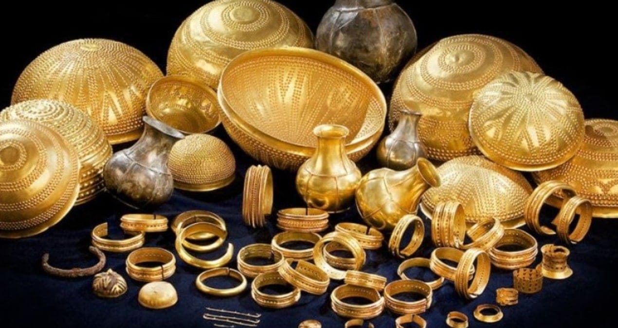 3 bin yıllık hazinede Dünya dışı metal keşfedildi