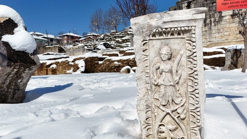 Beyaz örtü altında bir medeniyet