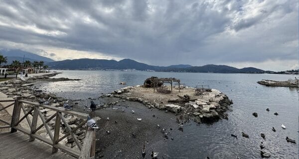Ege’deki depremler sonrası korkutan görüntü: Marmaris ve Fethiye’de deniz suyu çekildi