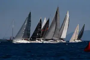 Bodrum’da Sıfır Derecede, 30 Knot Fırtınalı Yarış!