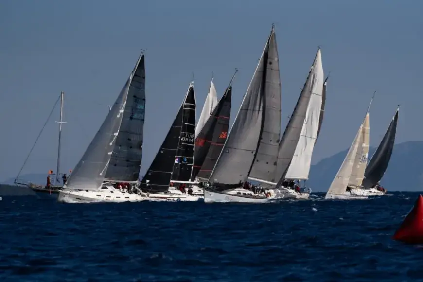 Bodrum’da Sıfır Derecede, 30 Knot Fırtınalı Yarış!