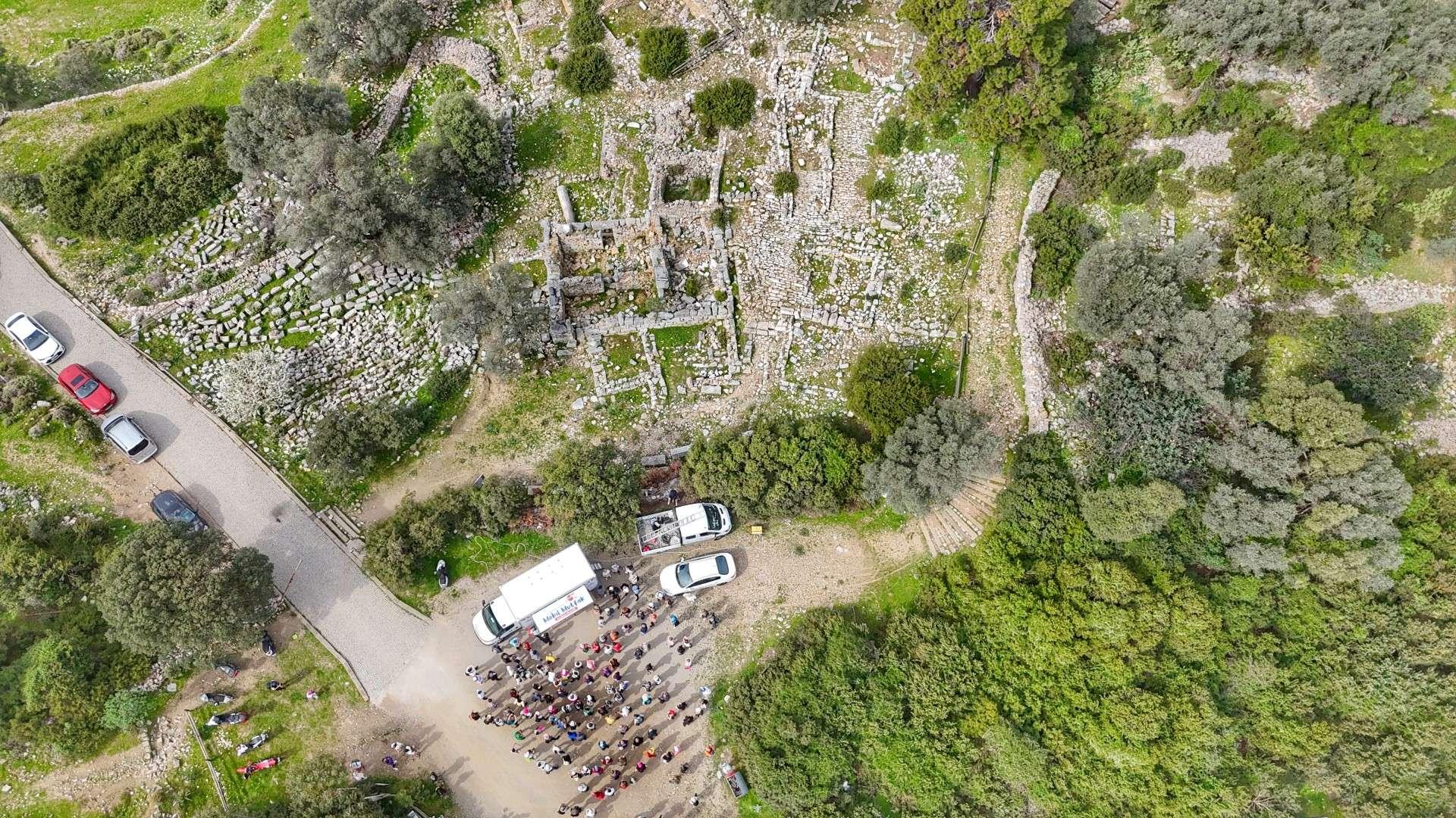 Bodrum Belediyesi Kültür Gezileri Gebe Kilise Tümülüsü’nde Devam Etti