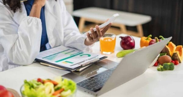 40 yaşından sonra bu vitamin sağlığınız için olmazsa olmaz: C ya da D vitamini değil…
