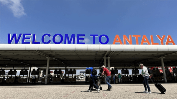 Antalya Havalimanı şubat ayı yolcu sayısı 900 bini aştı