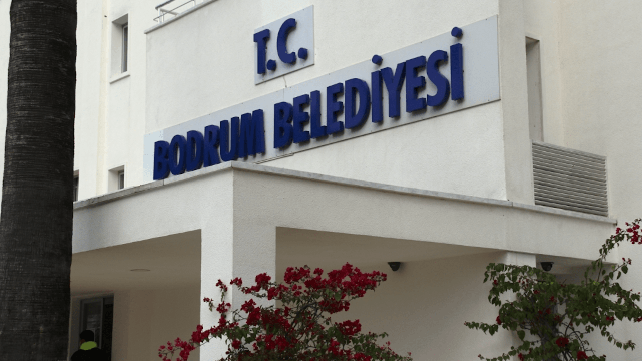 Bodrum Belediyesi’nde Yönetim Değişikliği: Yeni Başkan Yardımcıları ve Müdürler Belli Oldu