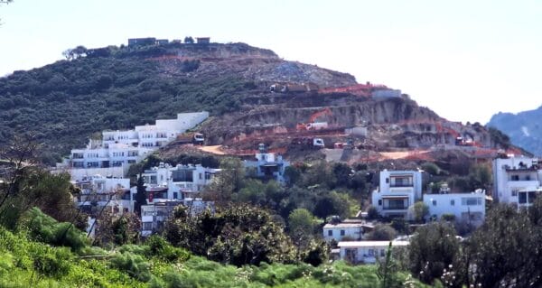 Bodrum tahrip ediliyor belediye seyrediyor