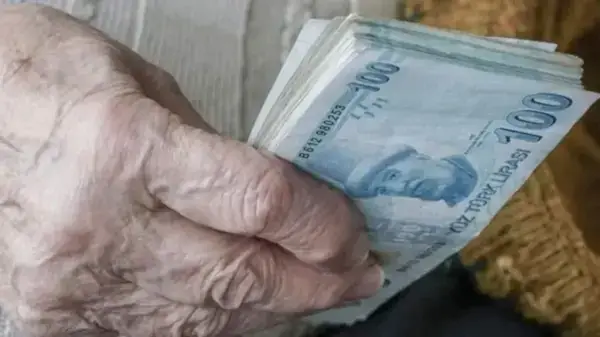 Emeklilerin Kalan 1000 TL’lik Bayram İkramiyesi Ne Zaman Yatacak?