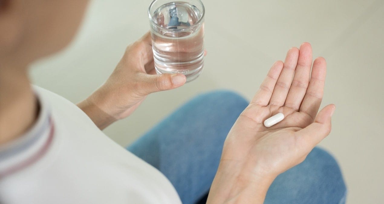 Ramazanda aç karnına ilaç kullanacaklara önemli uyarı