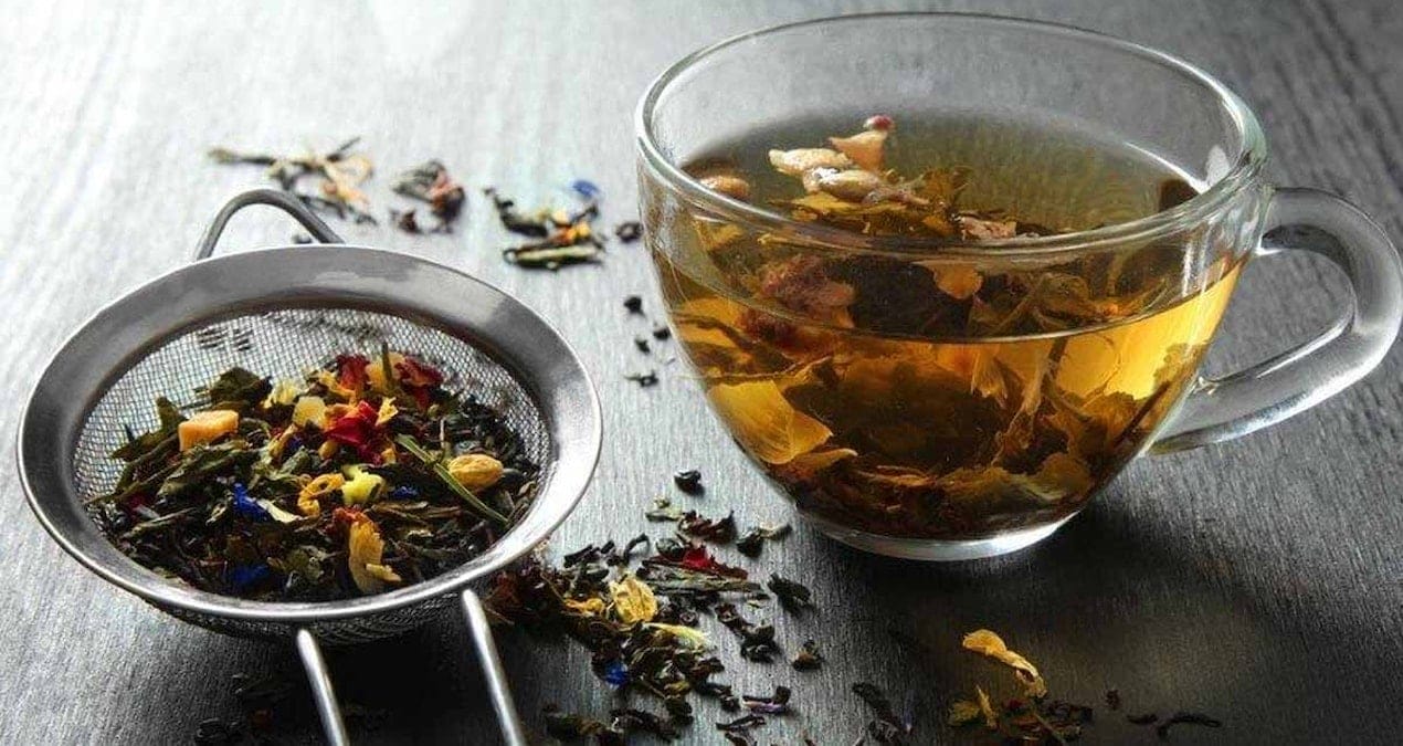 Yatmadan 30 dakika önce içeceğiniz bu bitki çayı derin bir uykuyu garantiliyor!