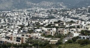 Başka yerde 2 ev kiralarsın, Bodrum’da sadece aidat ödersin!
