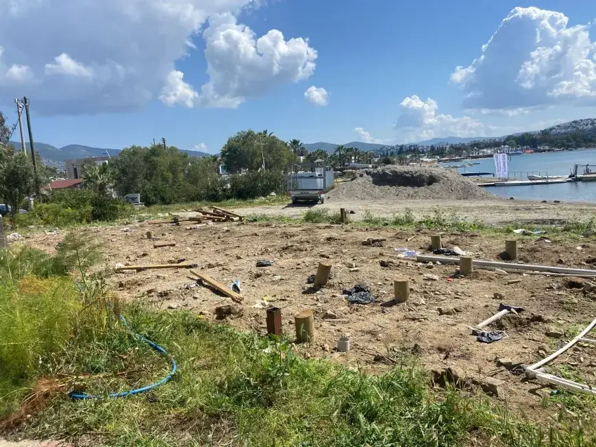 Bitez’deki Kaçak Beach Club Yıkıldı: Halkın Direnişi Sonuç Verdi