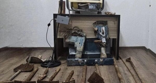 Muğla’da kaçak kazı yapanlar suçüstü yakalandı: 5 tutuklama