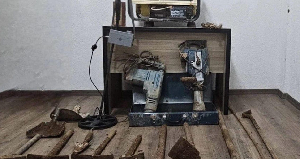 Muğla’da kaçak kazı yapanlar suçüstü yakalandı: 5 tutuklama